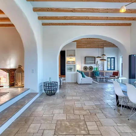 Hestia - Full Estate