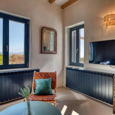 Hestia - Full Estate *