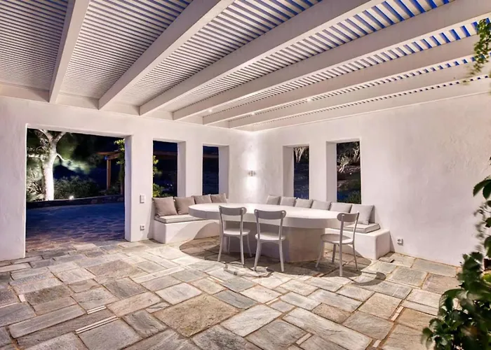 Hestia - Full Estate Country house